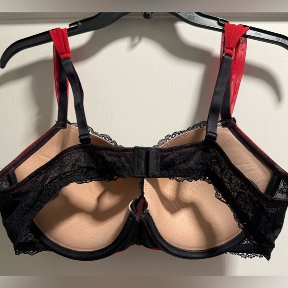 Adore Me Scarlet and Ebony Lace Bra - Picture 3 of 3